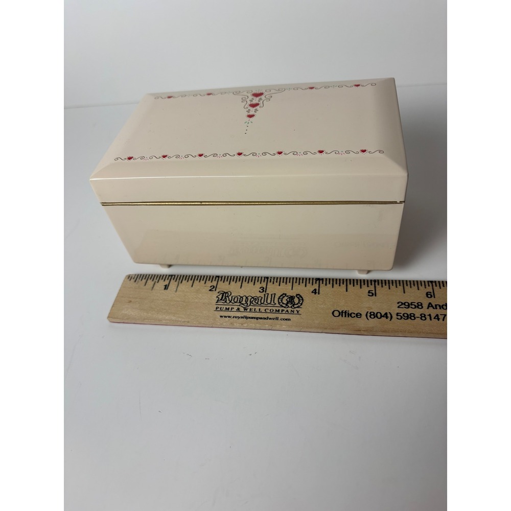 Vintage Trinket Musical Jewelry Box Romance Otagiri Tagiri Japan Romeo and Julet - Picture 5 of 14